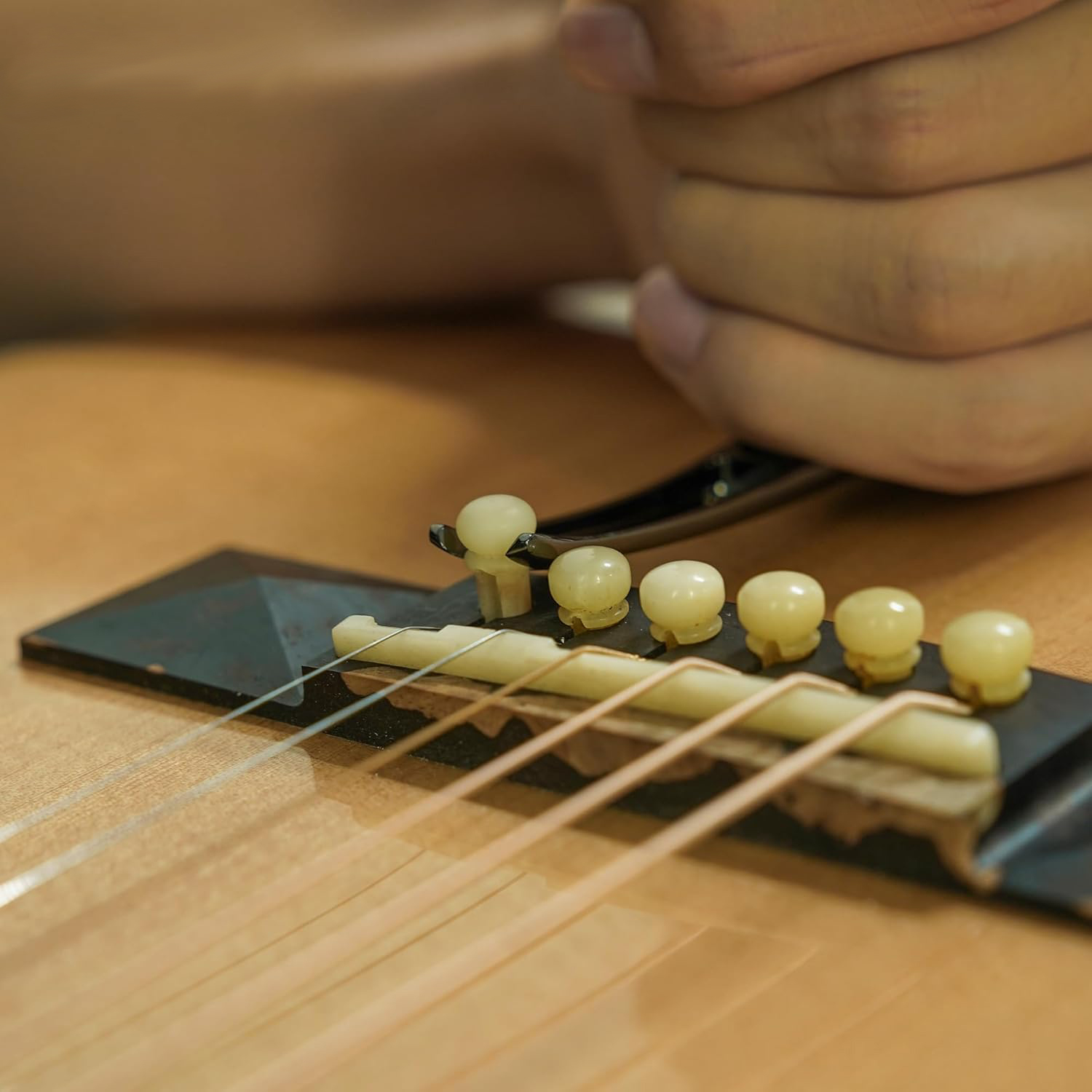 كابو جيتار 4 في 1 للجيتار الصو - مراجعة Acoustic Guitar Dreadnought وسعره